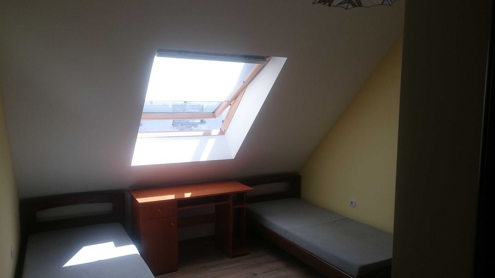 Двустаен апартамент до Военна болница под наем