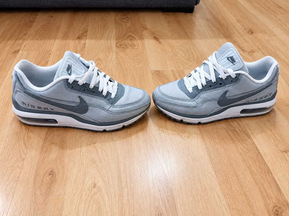 Маратонки - Nike Airmax