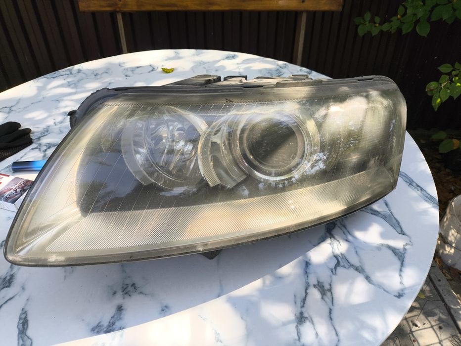 Продам фары на Ауди а 6 ц 6