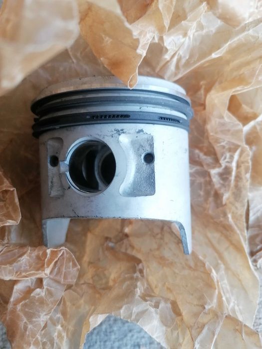 Части за Фиат 125 р. Нови и употребявани. Цени по договаряне.