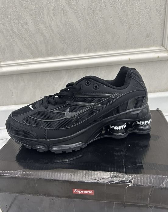 Продам кроссовку