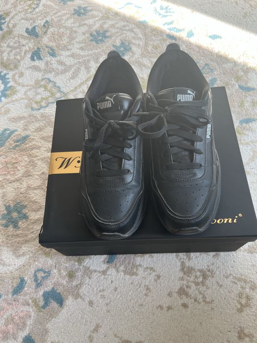 Продам обувь кроссы