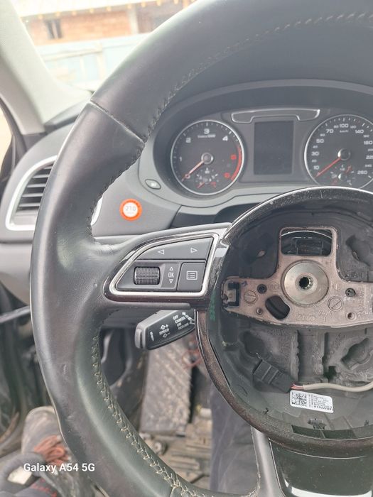 Volan teșit sport Audi Q3 fără airbag