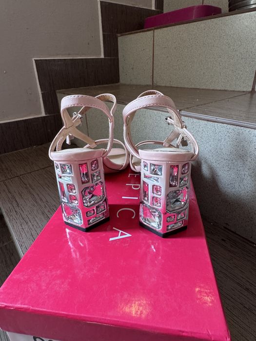 Sandale Epica piele masura 35-23 cm