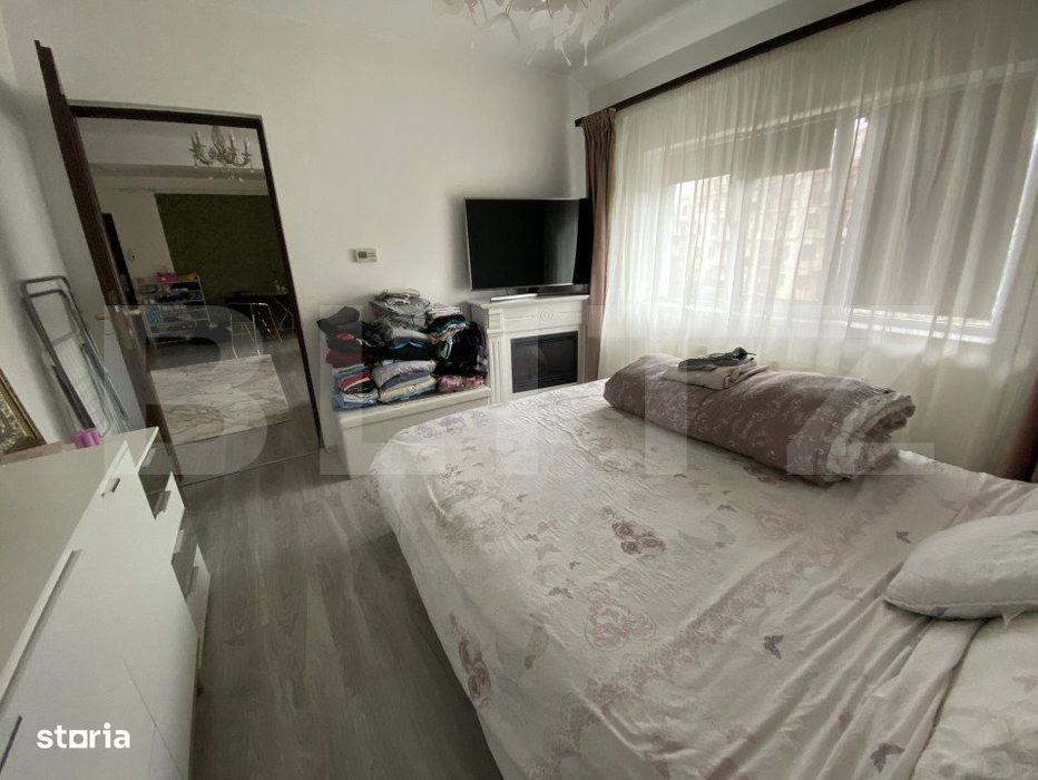 Apartament cu 4 camere zona Bradet