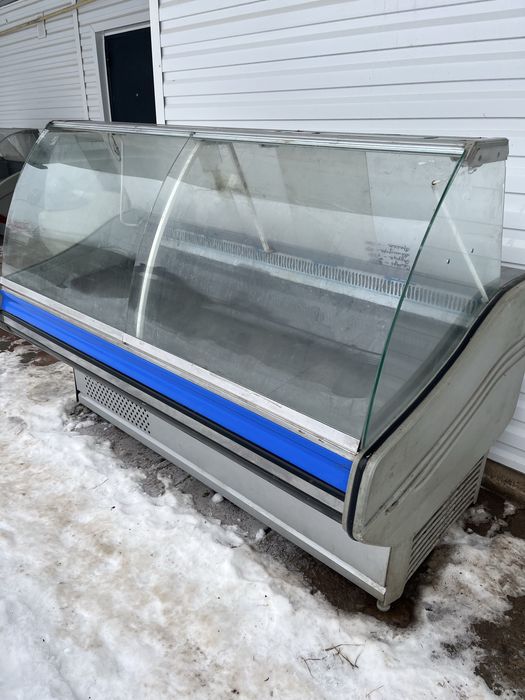 Продам витринные холодильники и морозильники бу