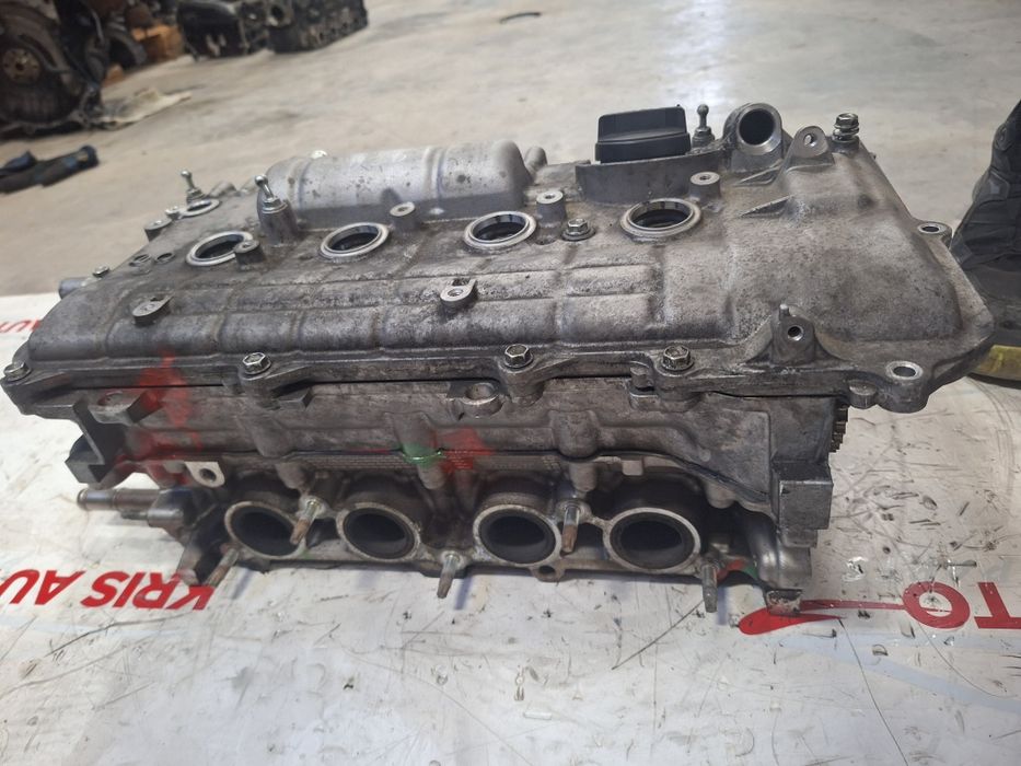 Цилиндрова глава Toyota 1.8 VVT-I / Тойота 1.8 ВВТ-И Код: 2ZR