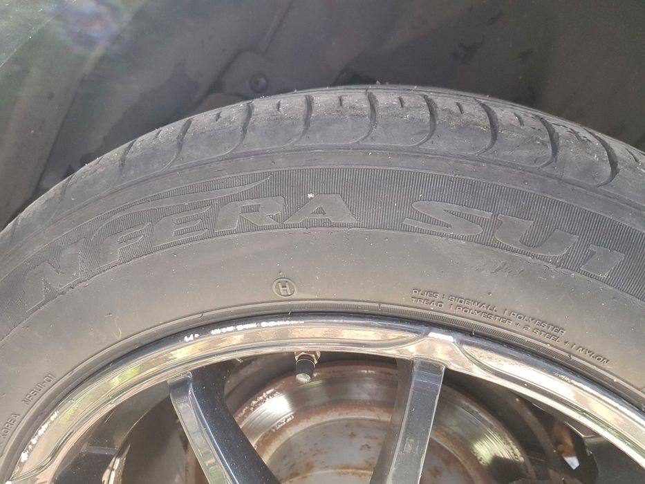 3бр.летни гуми 17 инча Нексен - 30лв-215/55/17, 94V,Nexen N Fera SU1;