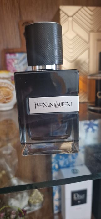 Yves Saint laurent