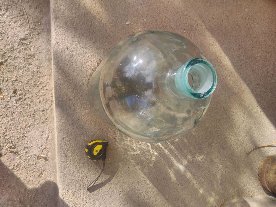 Продавам огромно антикварно аптекарско стъкло