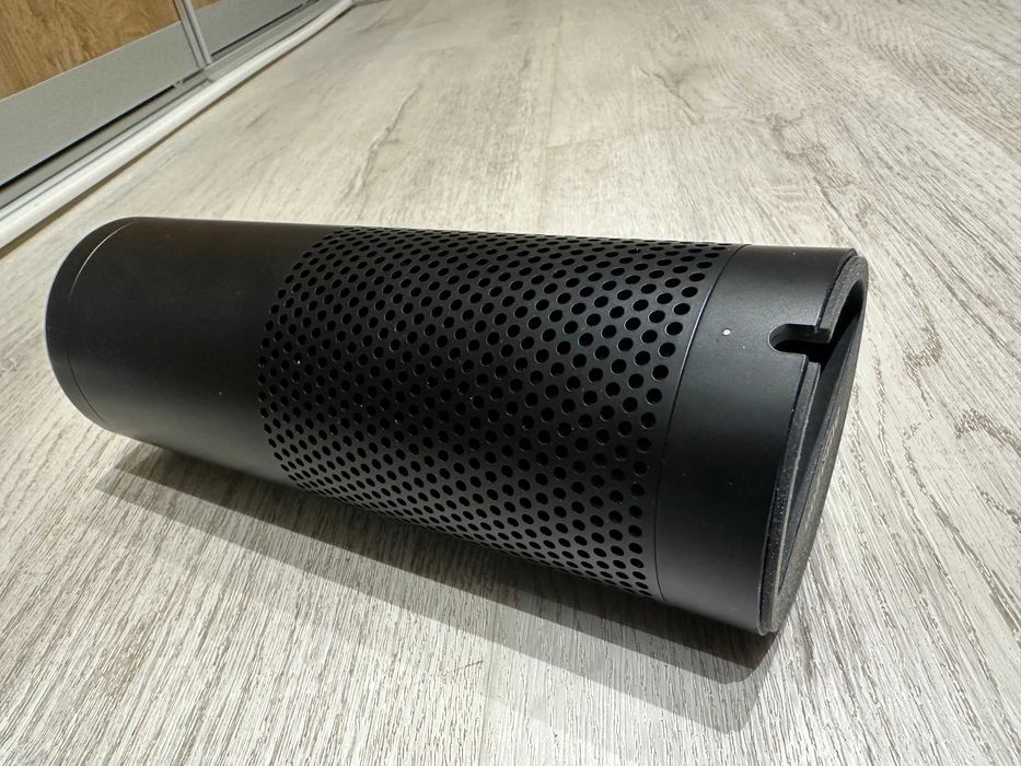 Amazon Echo (1st Generation) Smart Assistant