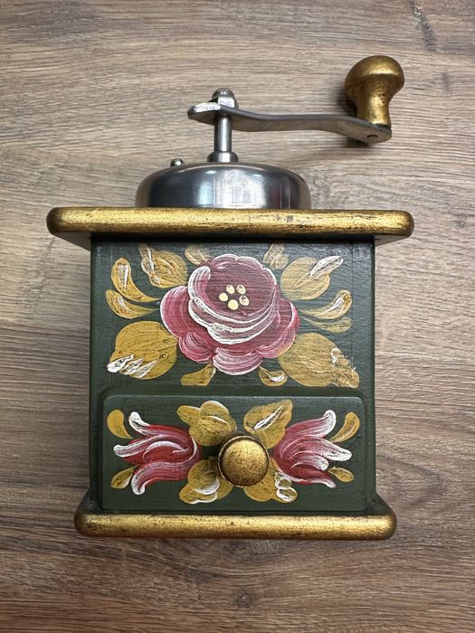 Rasnita de cafea vintage puctata manual  (arta decor, vintage, flori)