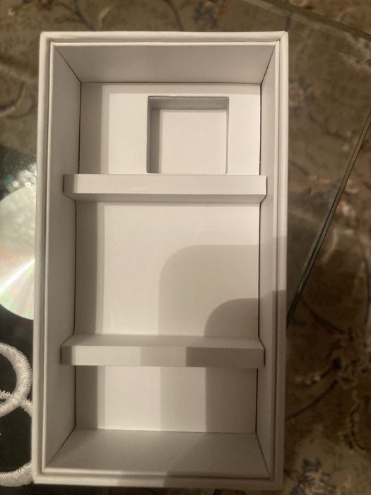 De vanzare cutie iphone 4S in stare impecabila!