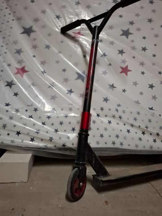 Продам трюковой самокат