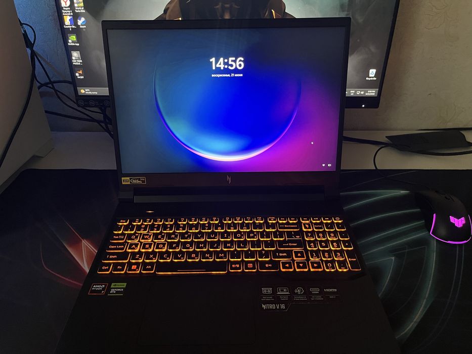 Acer Nitro V16 Obsidian Black