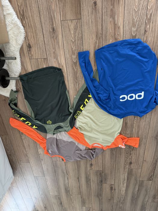 Велосипед/МTB Джърсита Fox и Poc