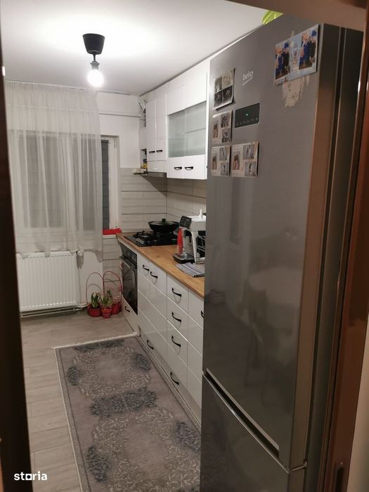 Inchiriez apartament 3 camere | parcare | AC | stație STV