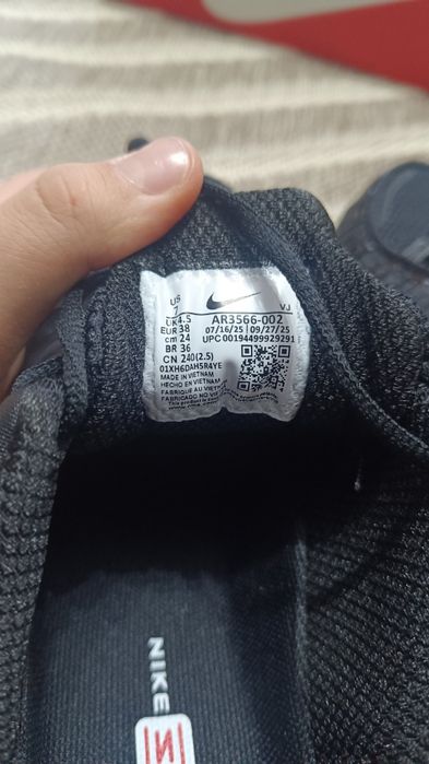 Vând Nike shox negrii mărimea 38