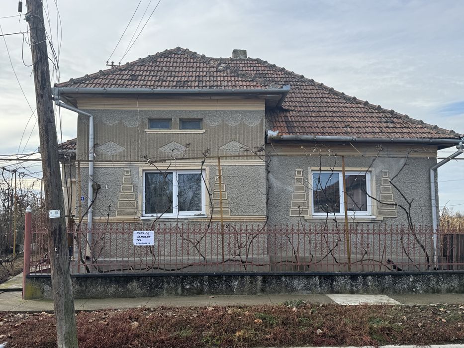 Casa de vanzare Loc Criseni
