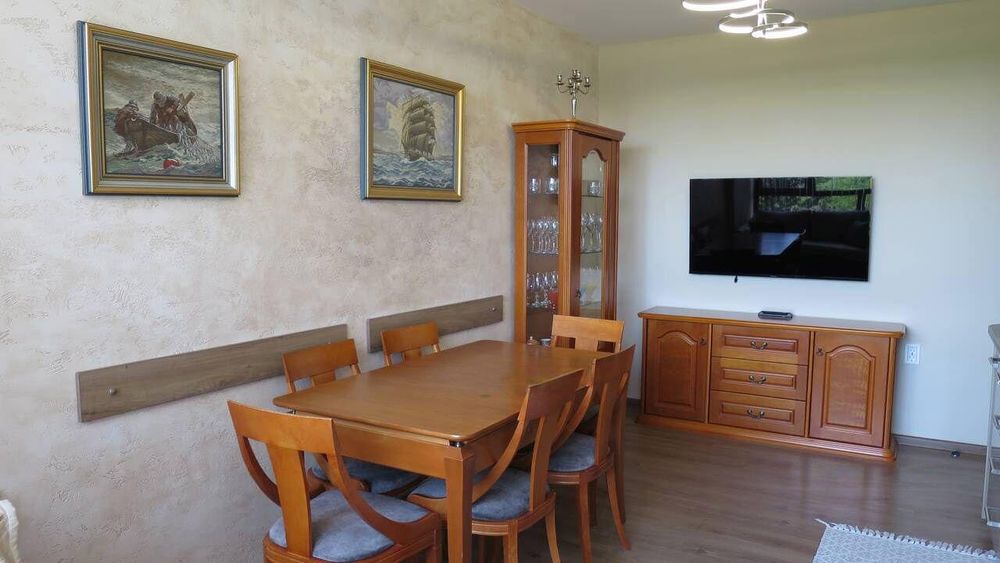 Дава се под наем Двустаен апартамент в Бургас, Лазур - 70 кв.м за 792.54 € - Снимка #1