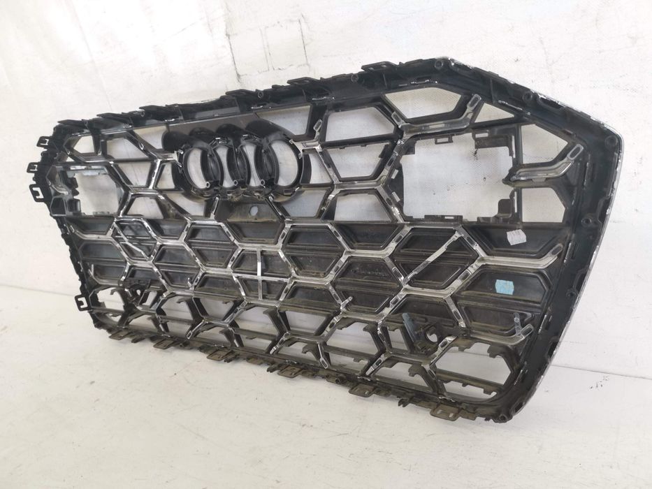 Радиаторна решетка Ауди А6 / Audi A6 C8 Facelift Оригинална Радиаторна