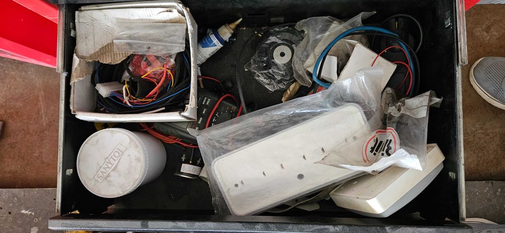 Dulap scule profesional UNIOR Red – echipat electrică auto / electrician auto