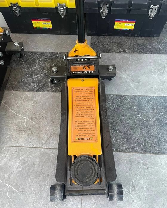 Гидравлический домкрат  damkirat