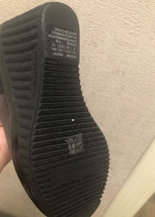 Продам зимние сапожки