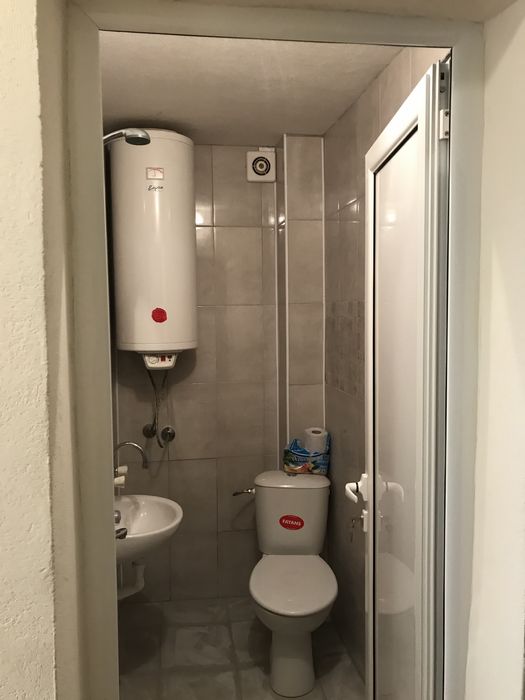 Дава се под наем Едностаен апартамент в Благоевград, Идеален център - 40 кв.м за 117.3 € - Снимка #6