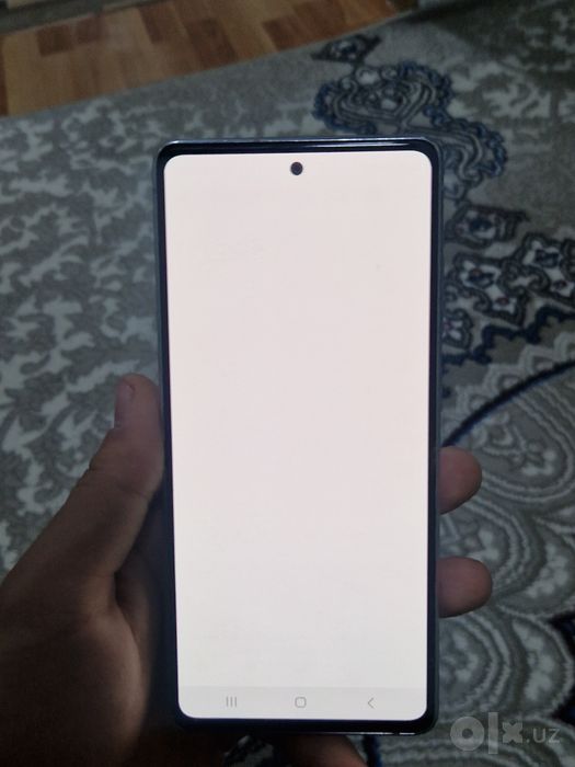 Samsung s20fe xolati yaxshi