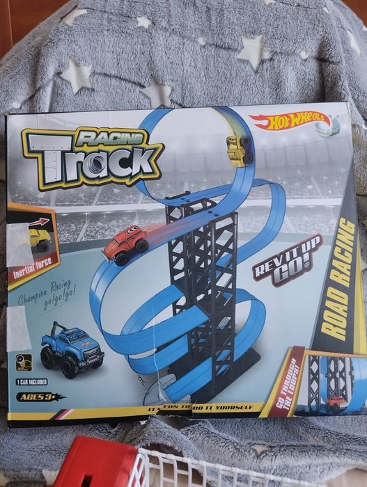 Продам детские игрушки
