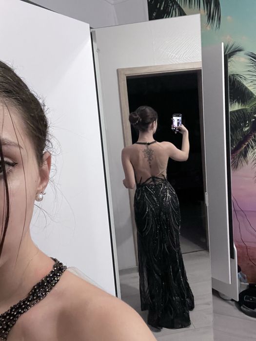 Абитуриентска рокля