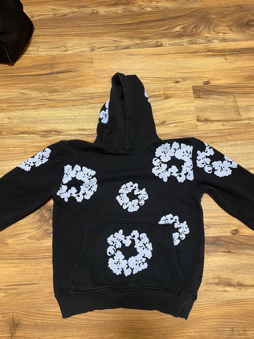 Екип на Denim tears