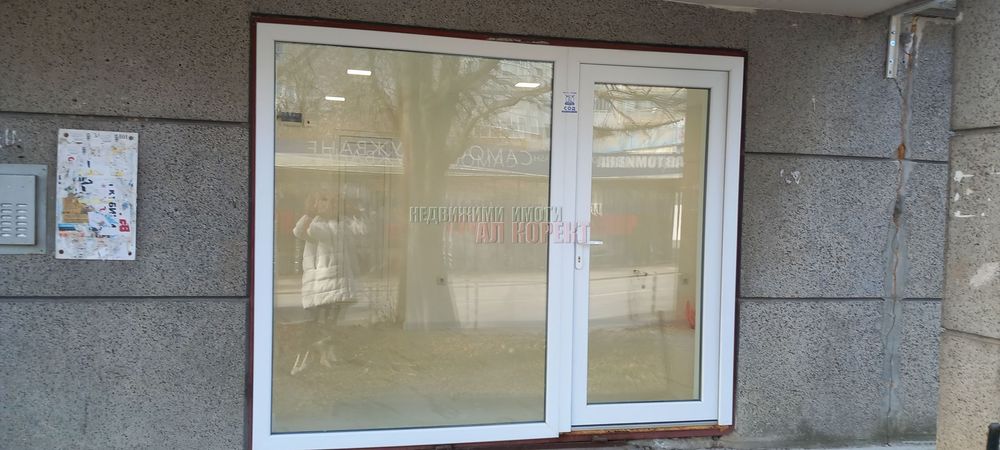 Дава се под наем Ателие в Варна, Цветен квартал - 25 кв.м за 382.5 € - Снимка #5