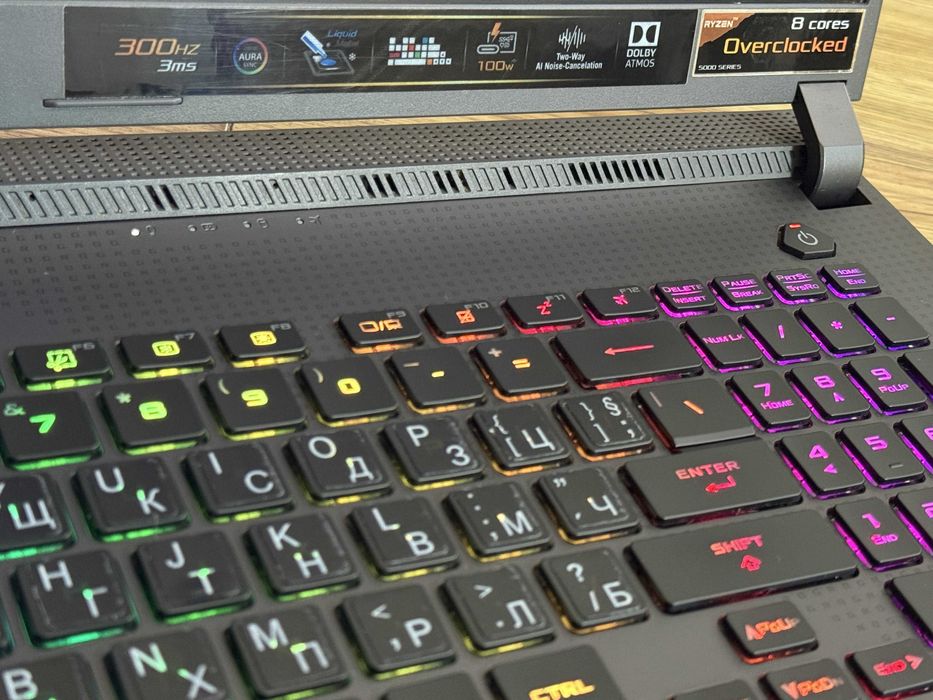 17.3 300Hz ROG Strix`Ryzen 9-5900HX/RTX 3070/16GB RAM/512GB SSD/RGB