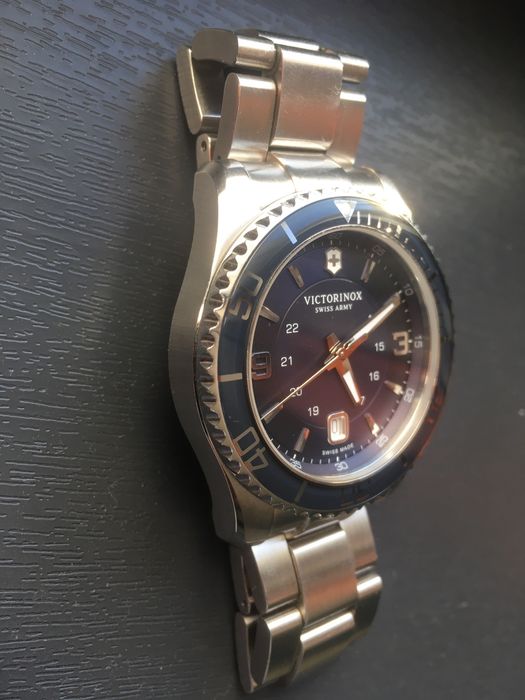 Victorinox Swiss Army Maverick