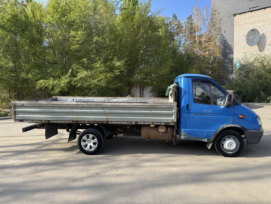 Продам газель.