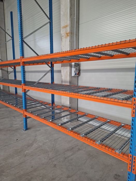 Rafturi metalice Pro indo