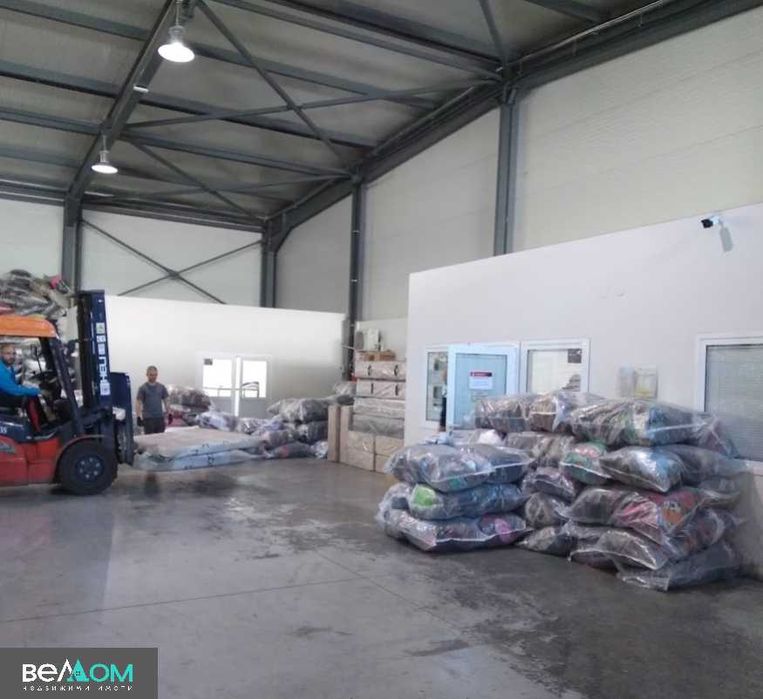 Дава се под наем Склад в Варна, Западна промишлена зона - 1650 кв.м за 8415 € - Снимка #4