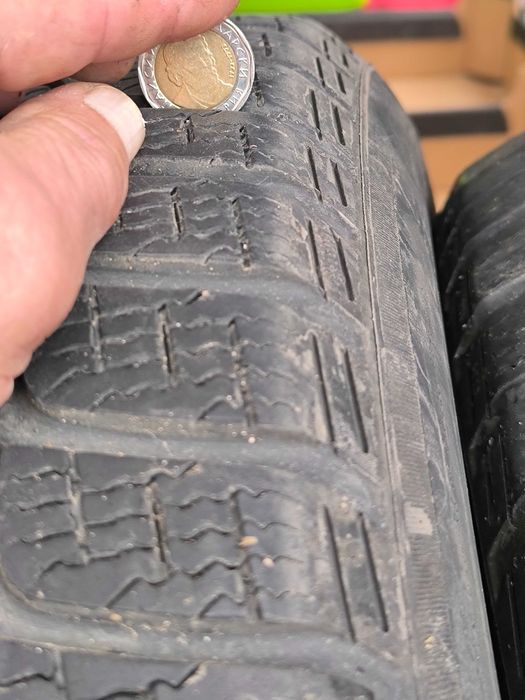 Автомобилни гуми 215/65/16" зимни