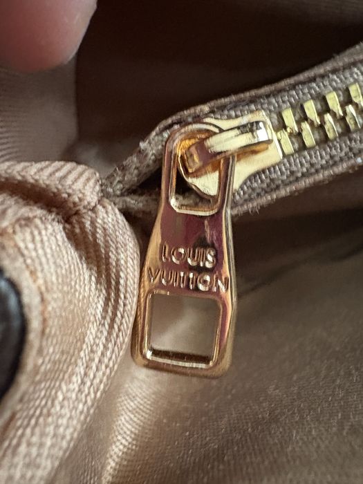 Geanta Louis Vuitton