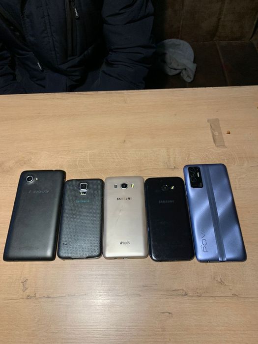 Телефоны все рабочие