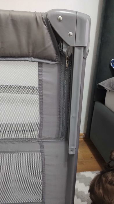 Pat copii pliabil cu doua nivele