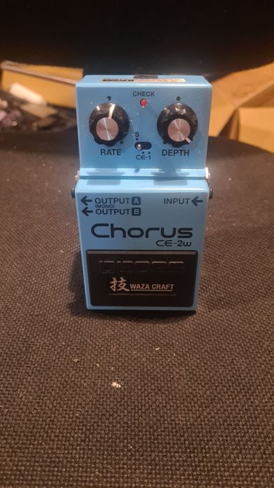 Boss CE-2W Waza Craft Chorus – Made in Japan