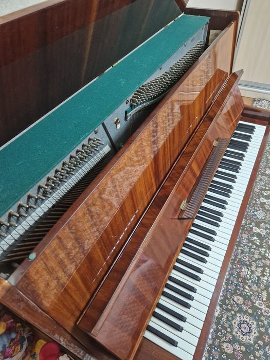 Продам срочно Пианино Беларусь!