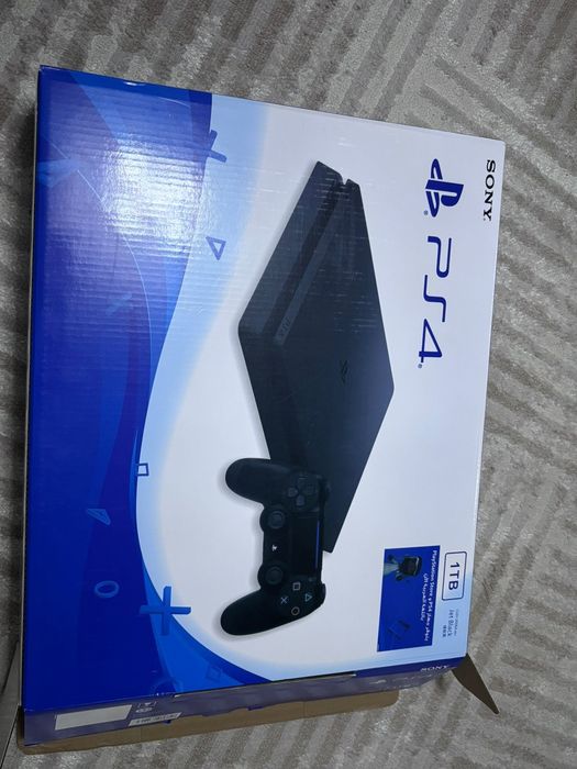 Продам плестейшн 4