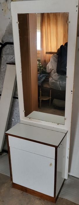 Обувница с зеркалом