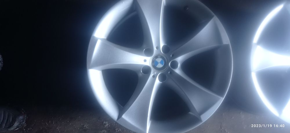20 uskiy shirokiy disksa  BMW