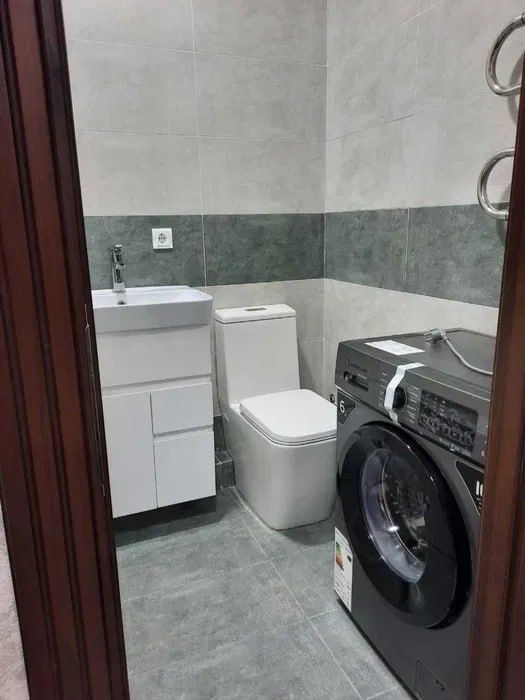 Дом продаётся срочно без Маклера в городе Сырдарья ор-р Хакимият