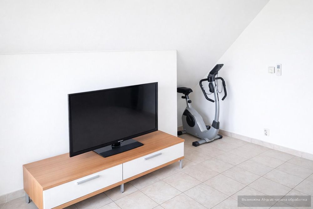 Ателие, под наем, ж.к Изток